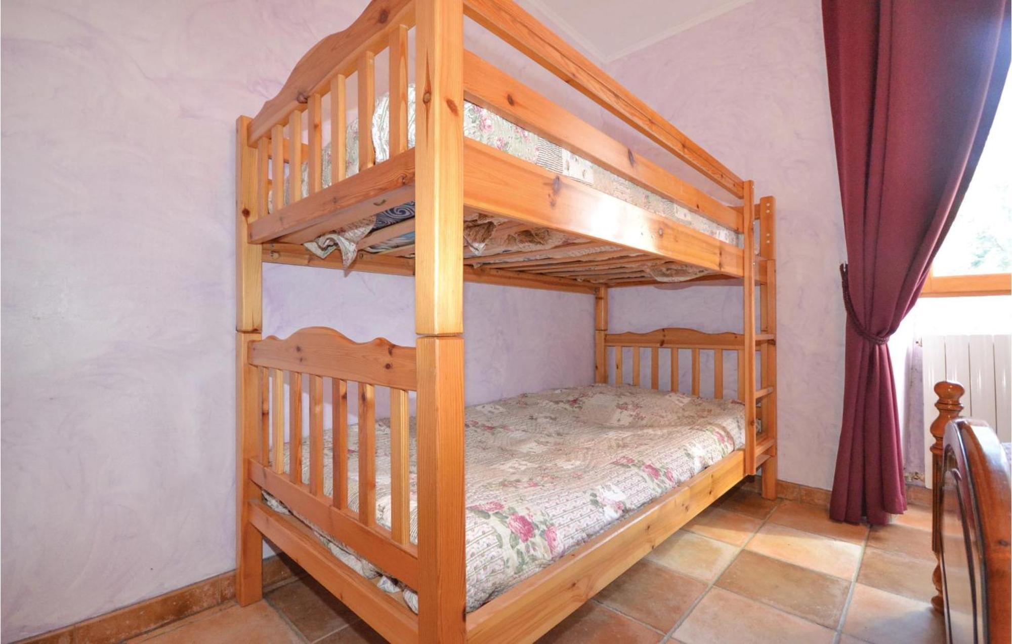 2 Bedroom Nice Apartment In Les Salles-Du-Gardon Soustelle Экстерьер фото